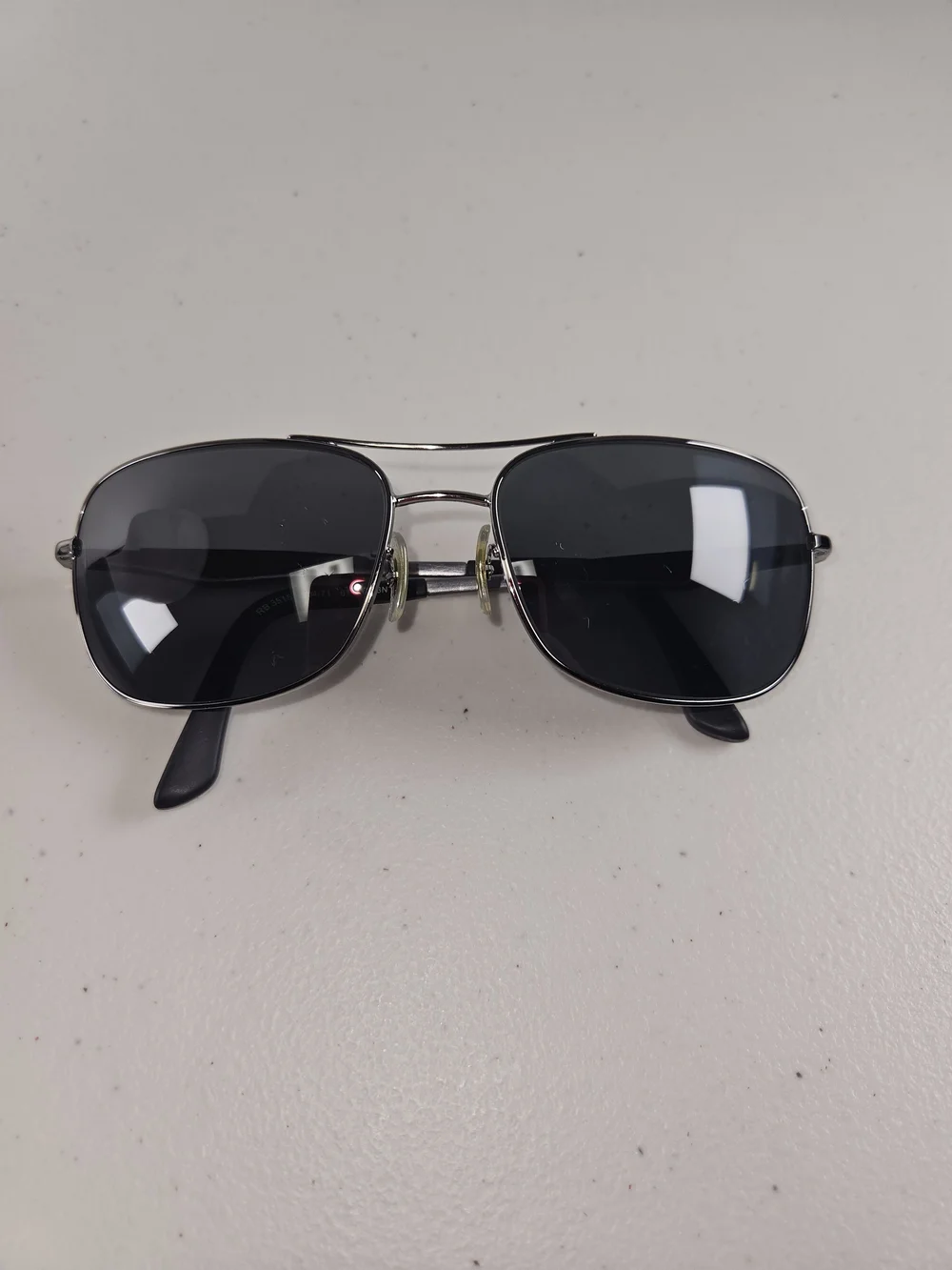 Ray-Ban RB3515 Classic Black Lens Sunglasses Like New